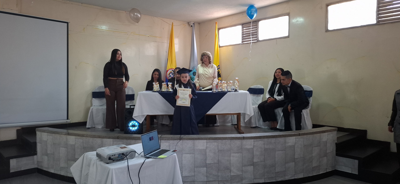 Grados (141)
