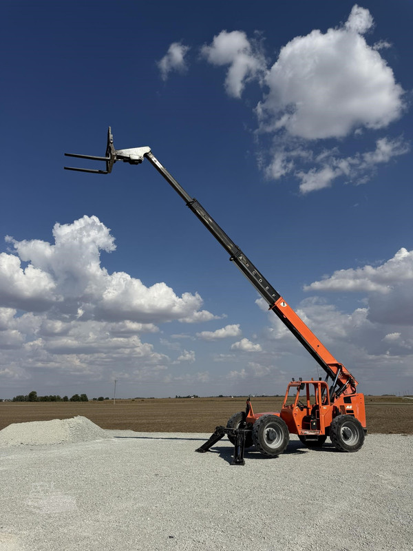 Vehicle thumbnail 30