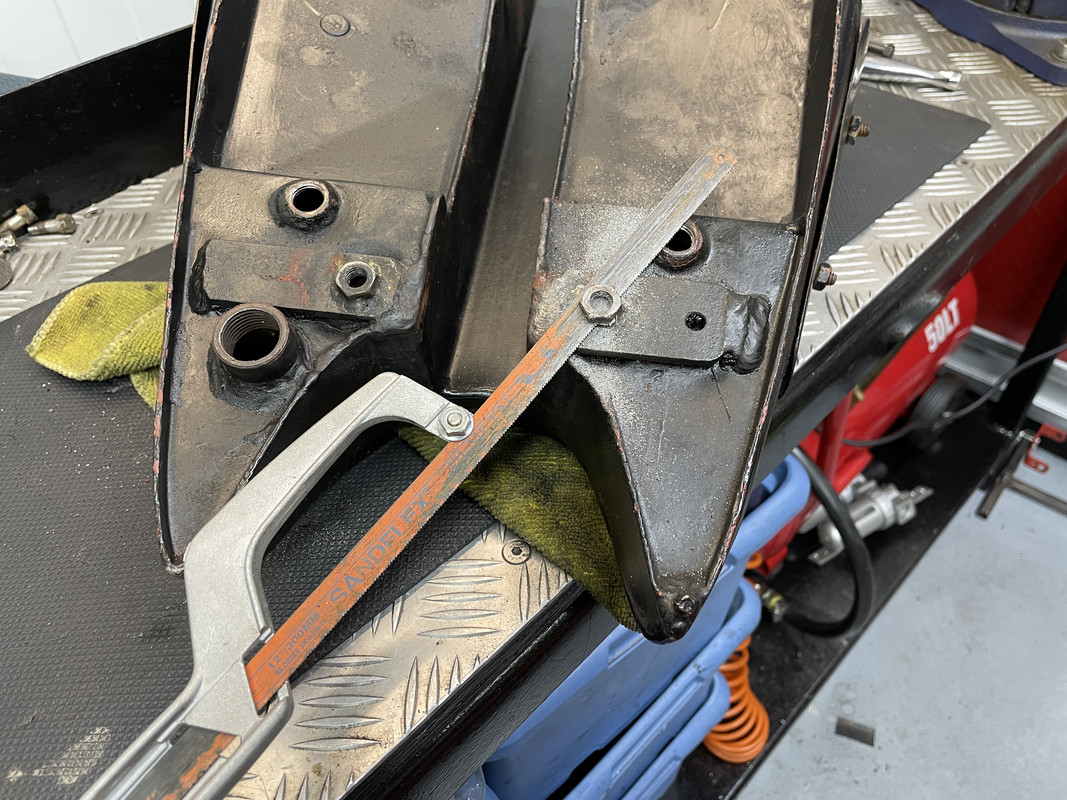 A59C614E-E8D0-4D20-9CBB-8E004136CB36