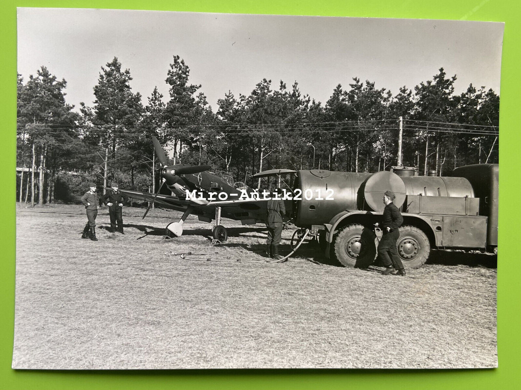 Gross Foto, Messerschmitt Bf 109, Betankung (N)50719