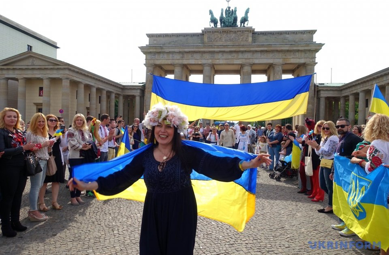 Bild: Vokietijoje dirba tik kas ketvirtas ukrainietis