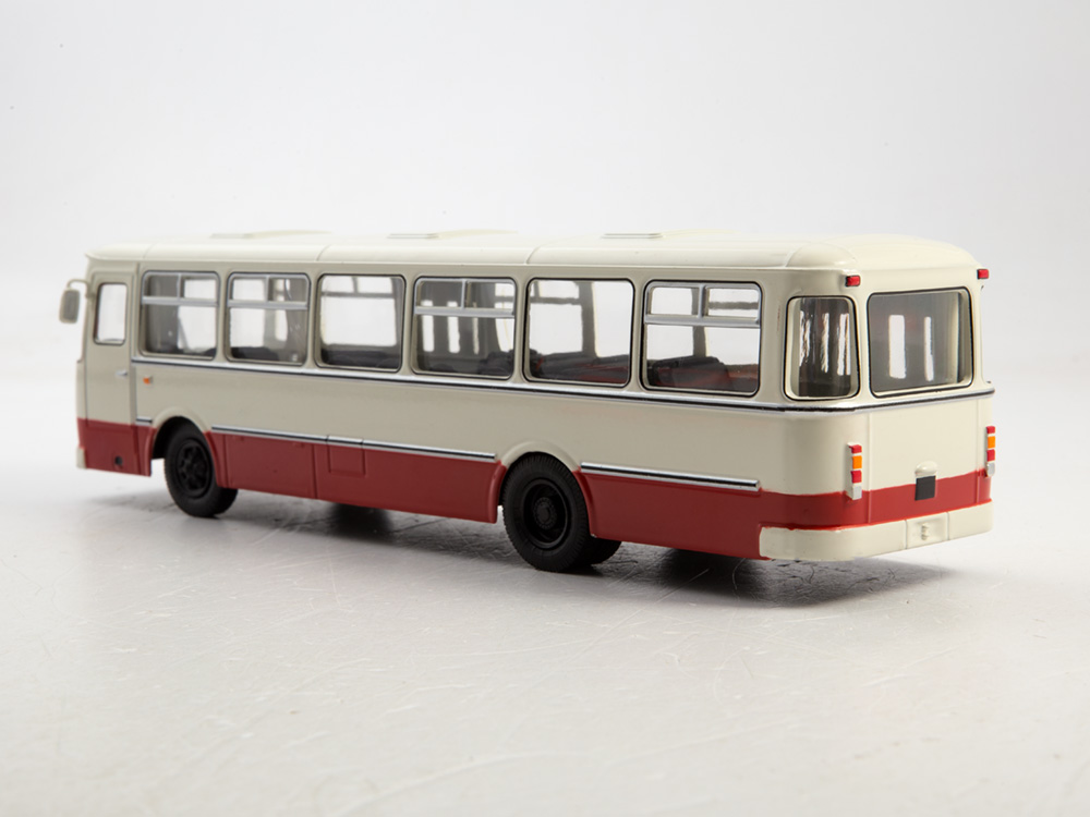 900360_LiAZ-677M (white-red)_[Rtm]_04