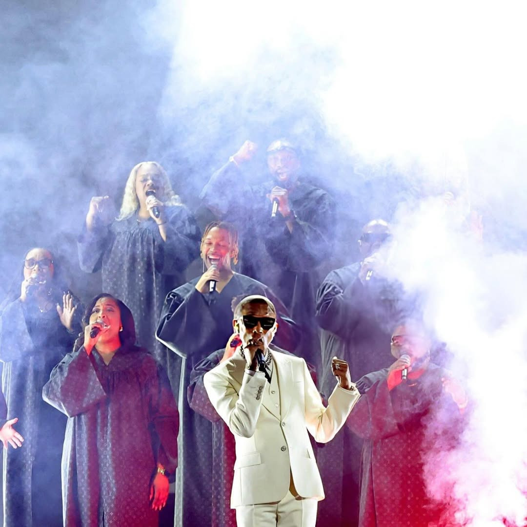 LV ers pharrell king malice show at 68th Grammy awards Clipse Pharrell voicesoffire cr (2)