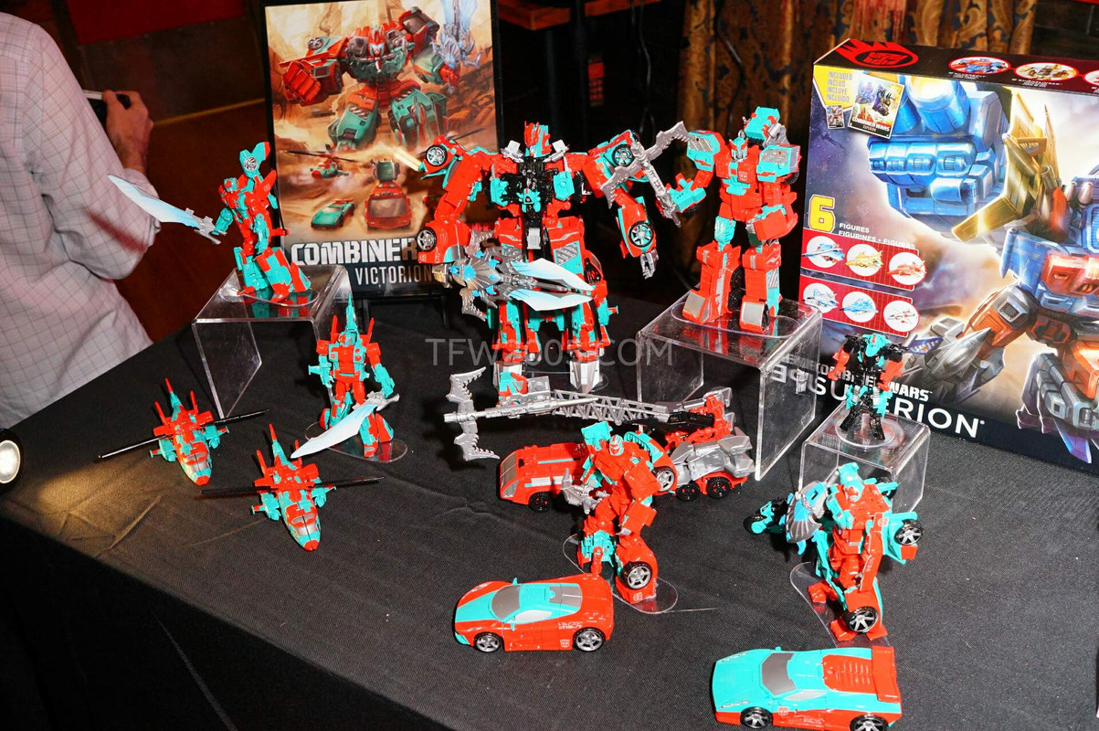 SDCC2015-Hasbro-Breakfast-Transformers-Combiner-