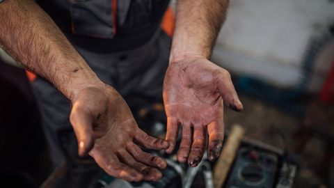 dirty-mechanic-hands-royalty-free-image-1587539202.jpg