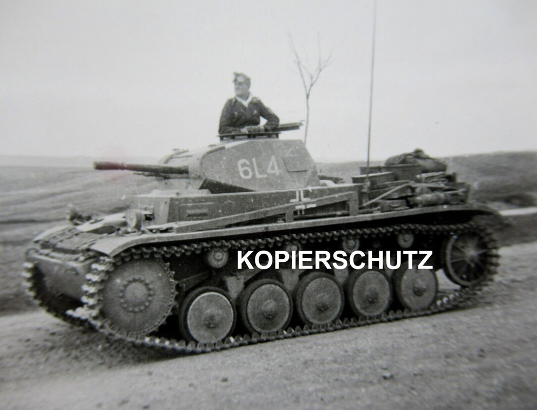 Altes Foto deutscher Panzer mit Kennung 6L4 - 2. WK