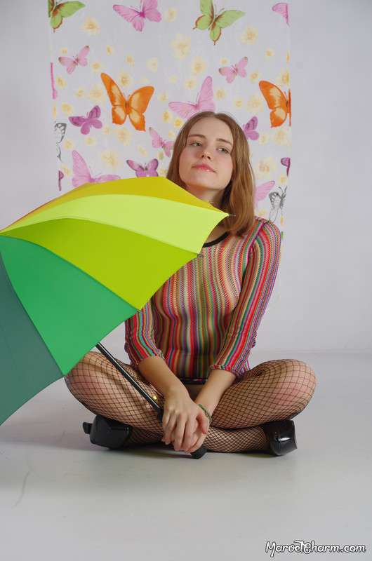 MarvelCharm_Nicolette-Rainbow-021