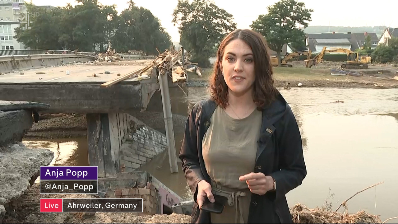 Channel 4 News_20210719_19002000.ts_snapshot_00.29.43.329
