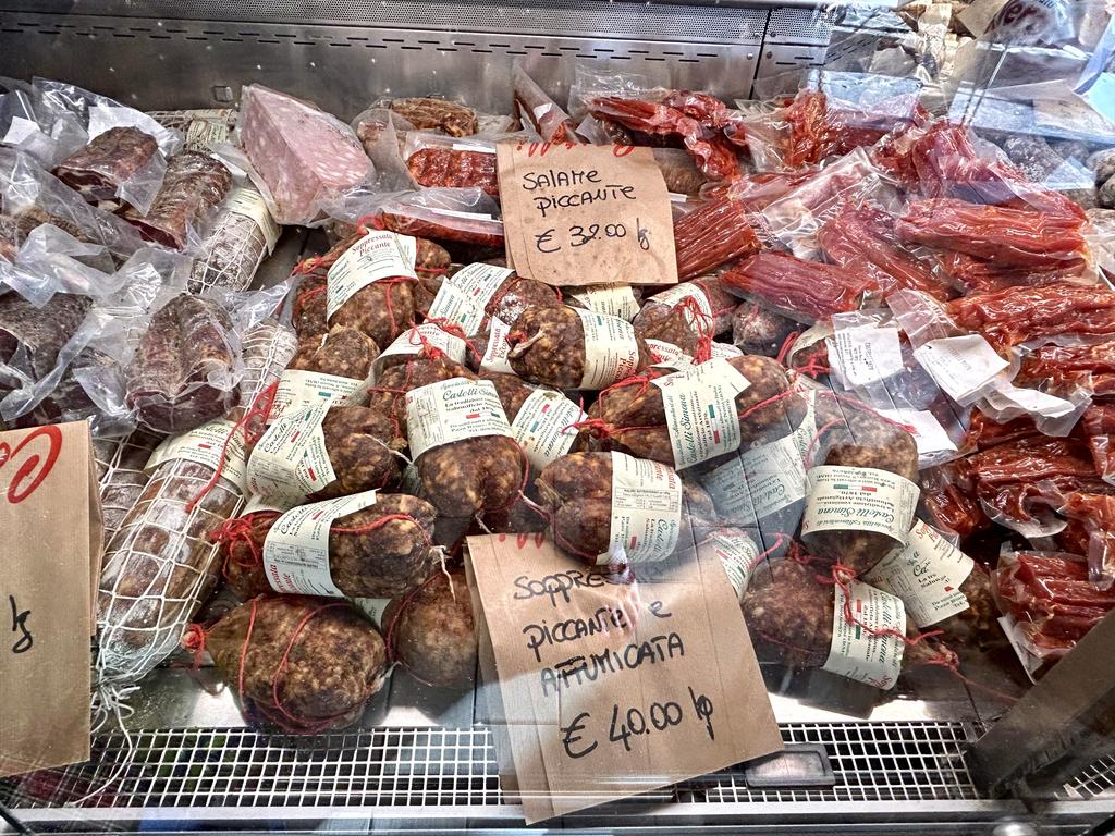 Жаркий сентябрь на побережье Тирренского моря. Жаркий сентябрь на побережье Тирренского моря.