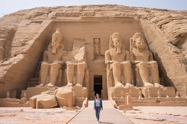 Abu-Simbel.jpg