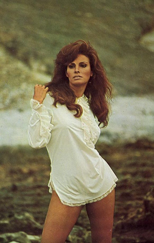raquel_welch_d18