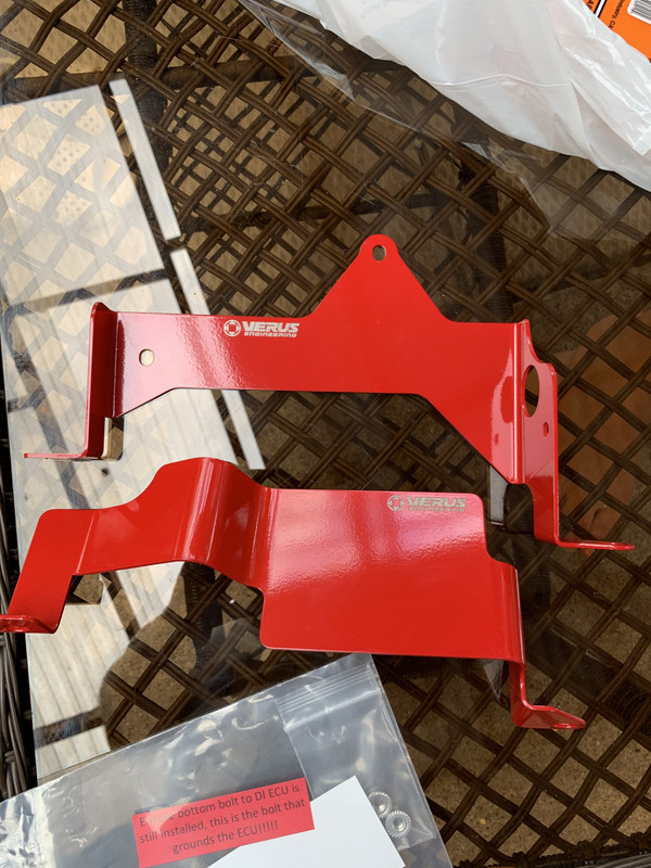 B5C61014-C4BE-4189-AE53-2BB806E18CE1