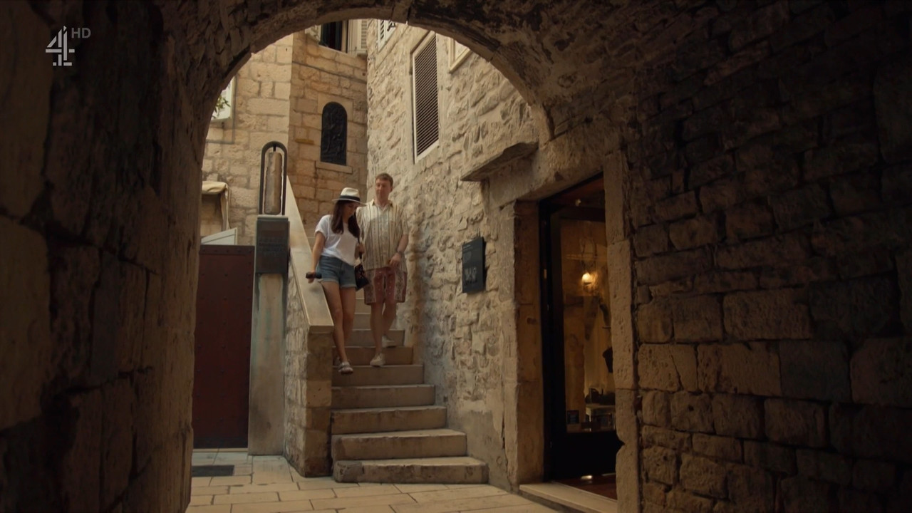 2022-04-11_21_30_Chan4_Travel-Man-48-Hours-In-Split_10x2.mp4_snapshot_29.28.604