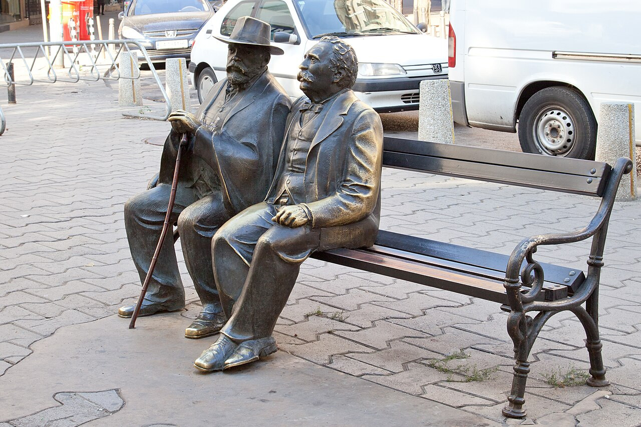 Sofia-Slaveykov-square-Monument-Petko-and-his-son-Pencho-Slaveykov-2012-PD-2
