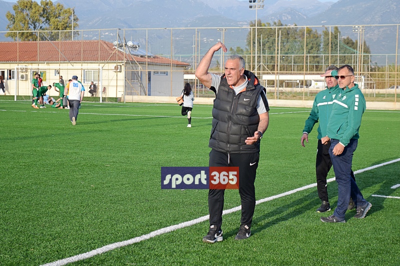 , &Tau;&omicron; &phi;&omega;&tau;&omicron;&rho;&epsilon;&pi;&omicron;&rho;&tau;ά&zeta; &tau;&omicron;&upsilon; &tau;&epsilon;&lambda;&iota;&kappa;&omicron;ύ &Epsilon;&rho;ά&nu;&eta;-&Pi;&alpha;&nu;&theta;&omicron;&upsilon;&rho;&iota;&alpha;&kappa;ό&sigmaf; (&phi;&omega;&tau;&omicron;)