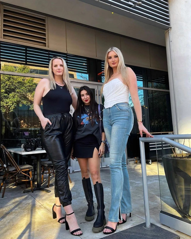 supertallgirls_335882743_178197038334609_2206189473033027154_n