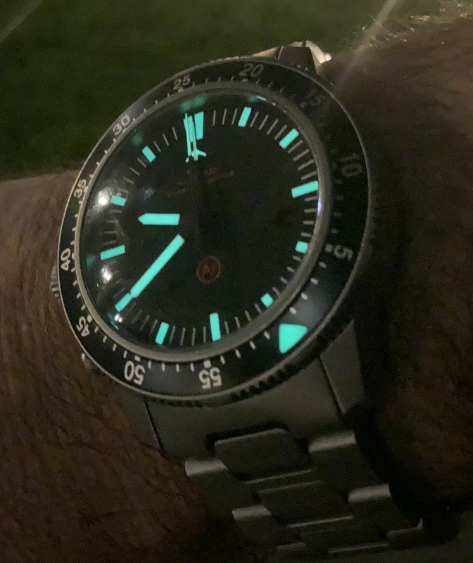 3554C8BC-71C2-403C-ABDC-0002446AEA14