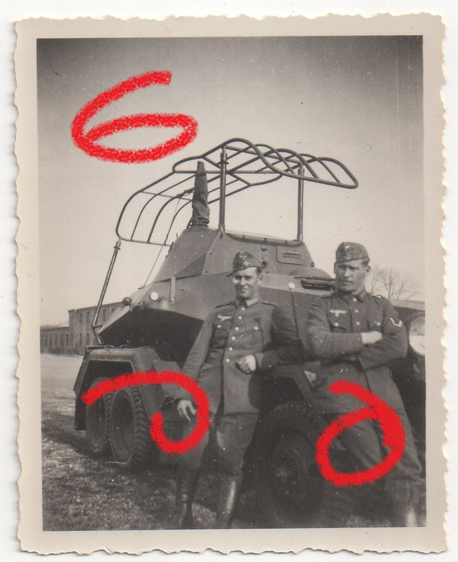 Foto WK2 - PANZERDIVISION Spähwagen d. ELITE LEO