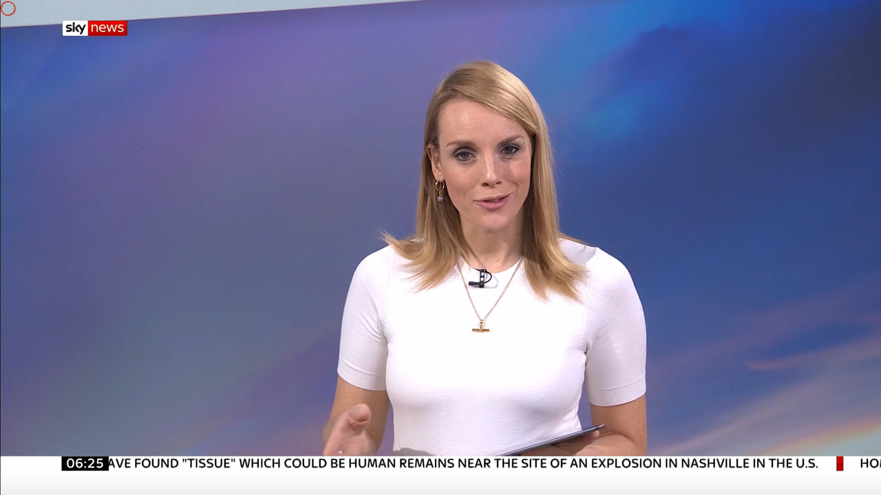 12.26 - 06.00.00 - Sky News @ Breakfast. Latest news headlines, compr....ts_snapshot_26.30.380