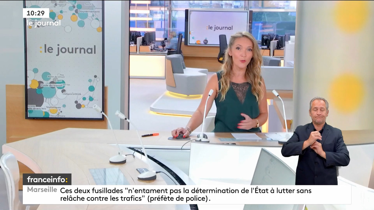 08.22 - 07.58.00 - Le 6h 10h week-end. Entre JT, chroniques, invités ..._001.ts_snapshot_30.26.981