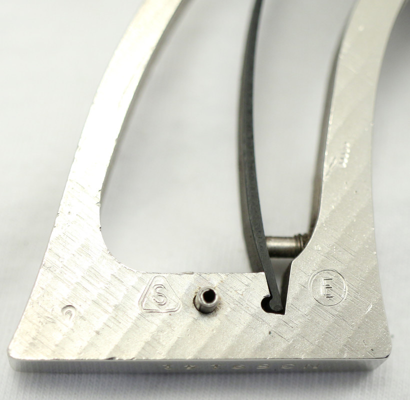 Right side grip frame