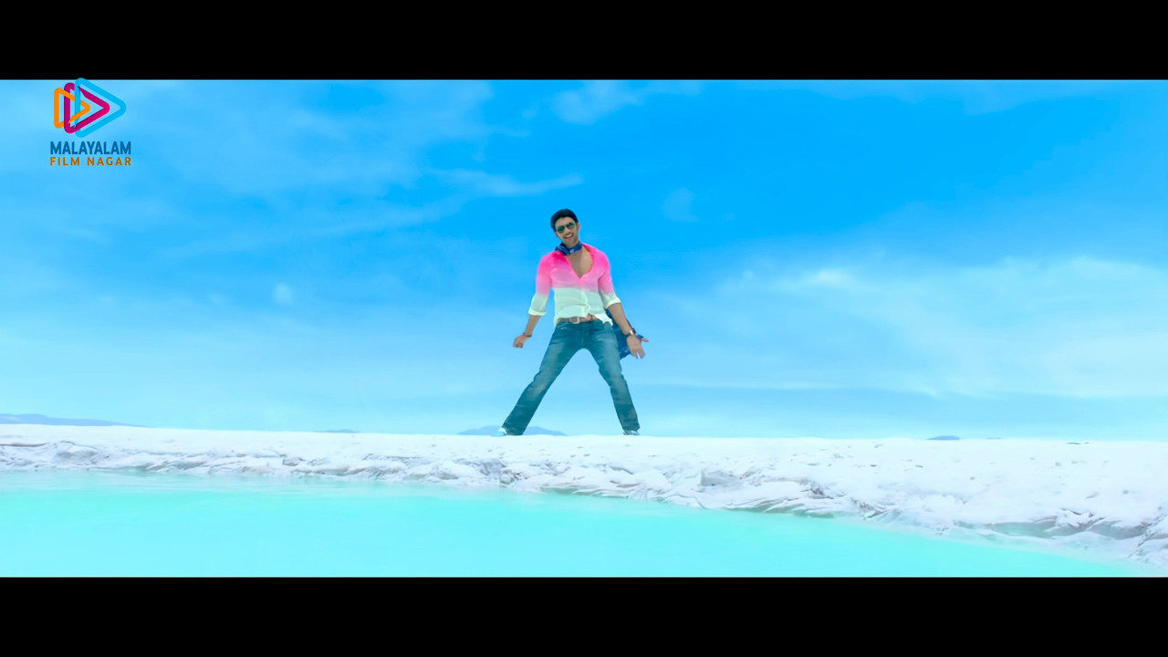 [Image: Samantha-Hot-Song-01-Alludu-seenu-4-K-so...27-786.jpg]