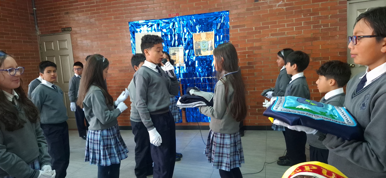Entrega de Insignias (19)