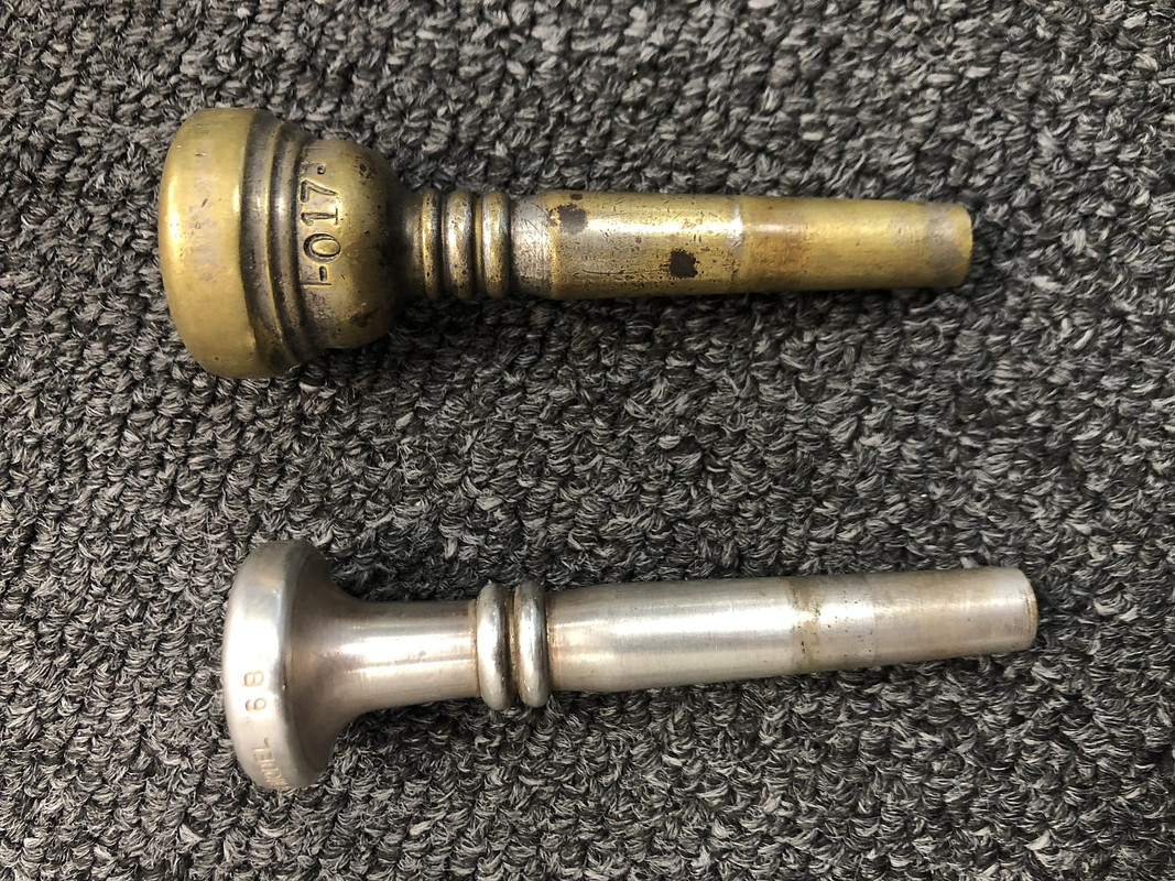 King 1965 Silver Flair Trumpet sn 423119 (6)