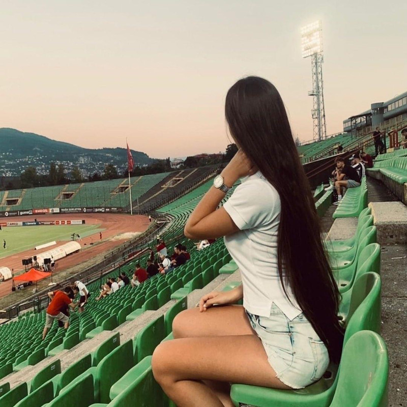 59B81E58-463D-46FF-BCD9-E08BE9242D4A