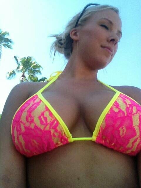 bibi jones and  britney beth in answer #2302778
