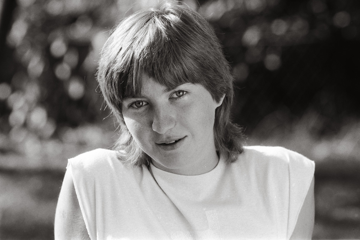 Ma soeur, début années 80, R3 ou R4s   Elmarit 180 V2