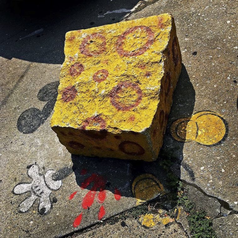 Талантливый художник преображает улицы города, пока его не поймала полиция