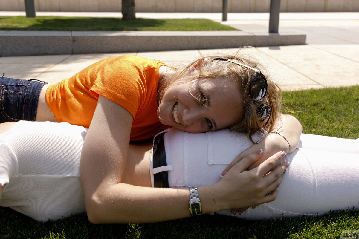 full_021_1426451630068292