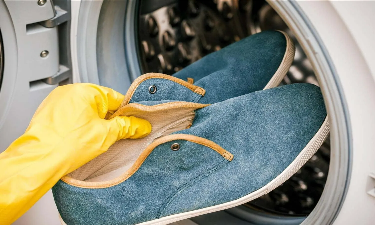 ¿Cómo lavar los zapatos en la lavadora? Evita que se estropeen con estos trucos