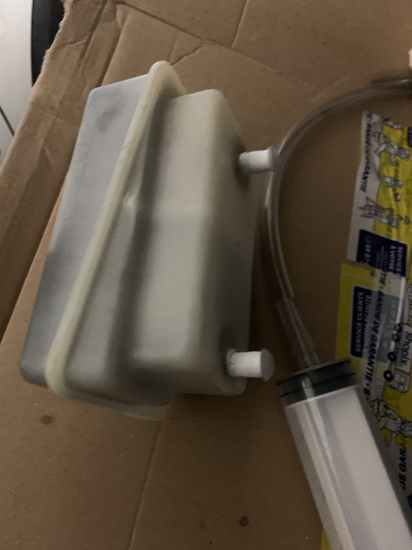 02B3CCC9-F5B5-4E32-96D2-BCC9E5EE44B0