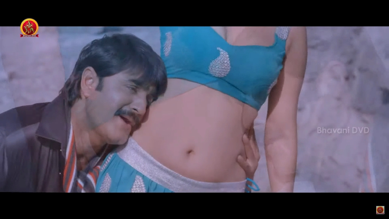 Sonia Mann Hot Navel Song From Dhee Ante 1080p.mp4_snapshot_01.56_[2020.11.21_22.34.24]