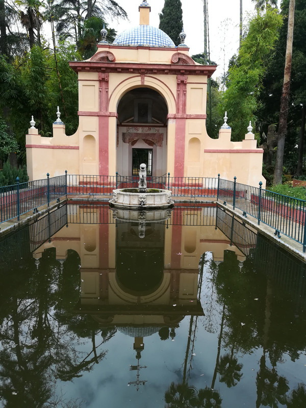 Sevilla, bajo la lluvia de otoño - Blogs de España - Día tres: El alcázar de Sevilla y la Catedral. (17)