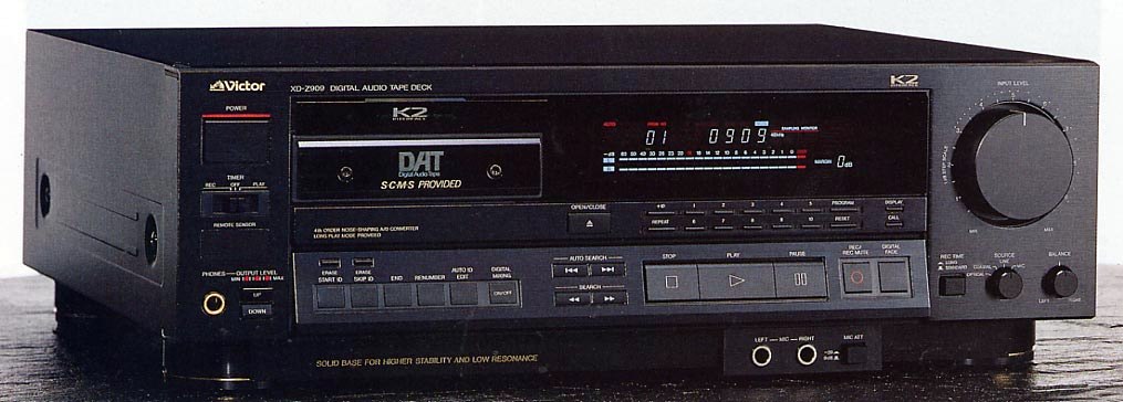 [Bild: JVC-XD-Z-909.jpg]