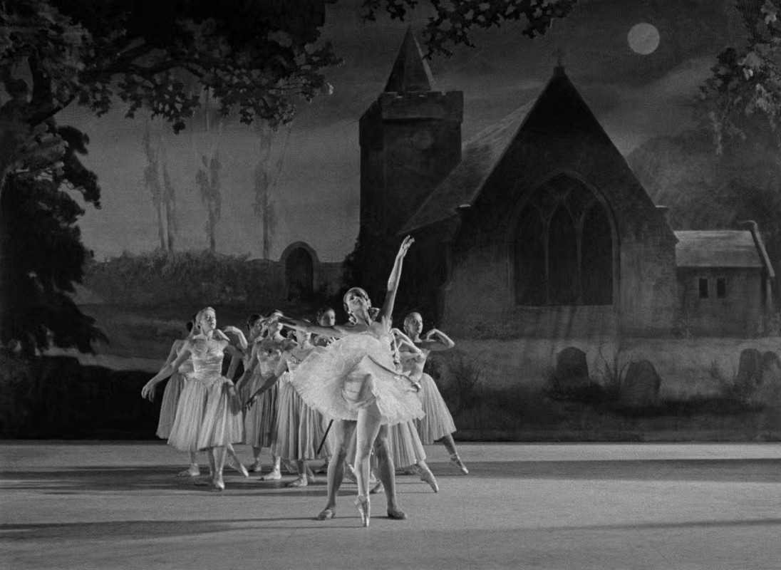 Limelight 1952 Criterion (1080p x265 10bit Tigol