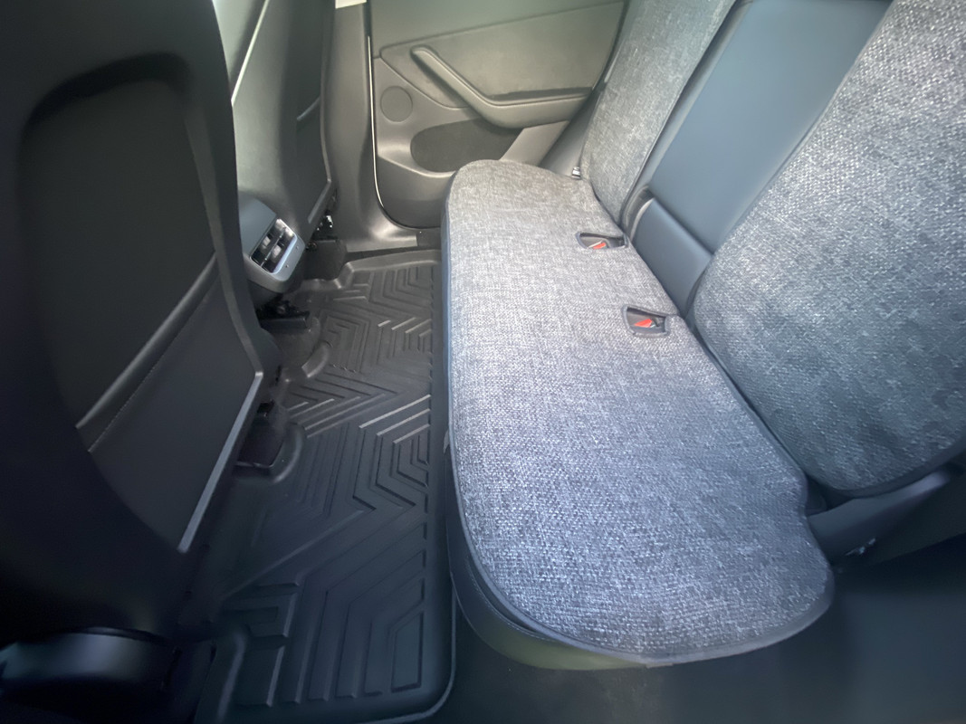 F8062428-BAC2-4B1E-8E0B-FECBB8DEC278