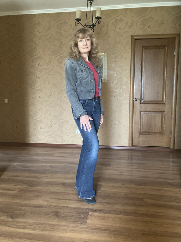 6C456430-351E-4B1C-8453-47344166E60A