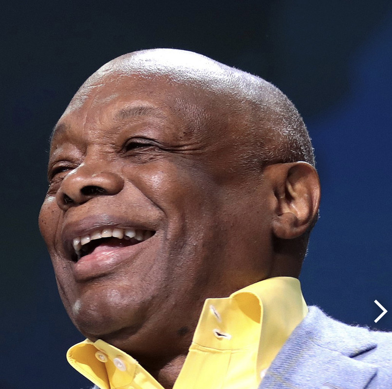 EEC23E06-5598-4A2A-ADFA-ED24E51E3686