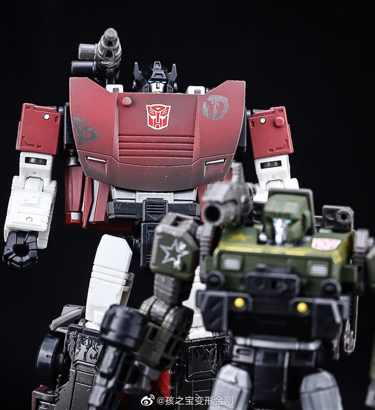 WFC-Netflix-Hound-Sideswipe-06