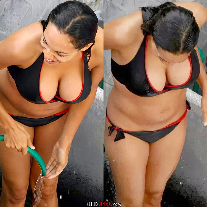 rosario-dawson-bikini-boobs