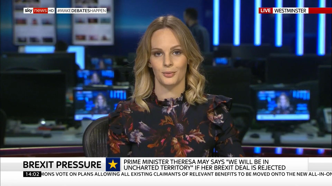 06 January - 14.00.00 - Sky News. Live coverage of main weekend 