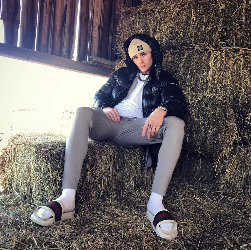 90407458_1319730821559324_3244902763829831428_n