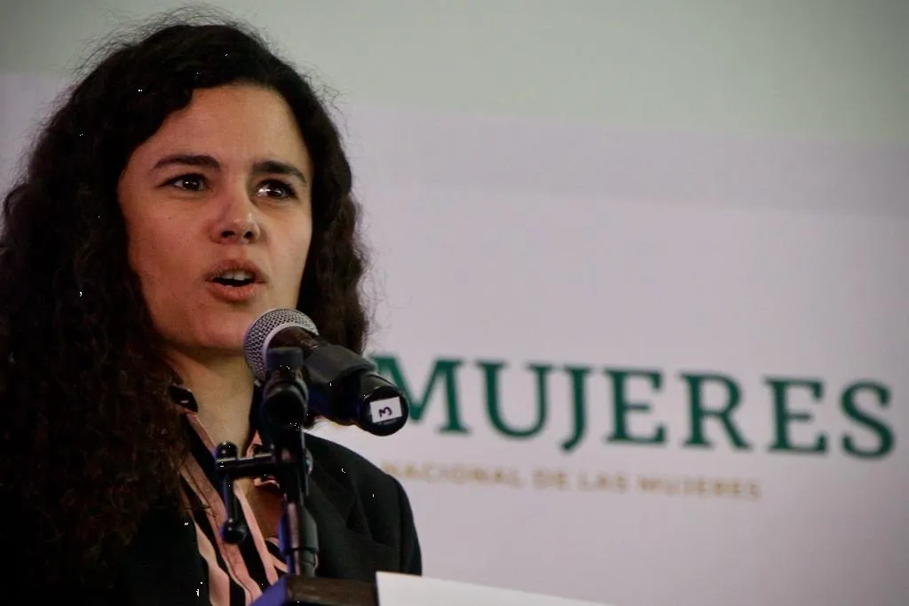 Estamos viviendo una realidad que soñaron las precursoras del voto: Luisa Alcalde