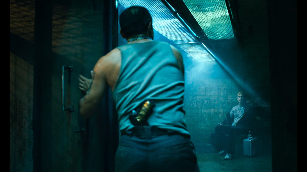 Prison Cell 211 2025 S01E01 Netflix 1080p WEB DDP x264-NM21vi.mkv_snapshot_33.15.994