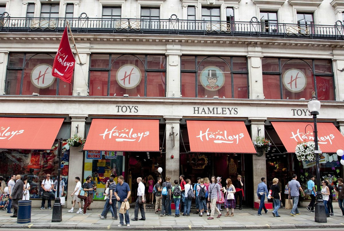 hamleys-toy-store