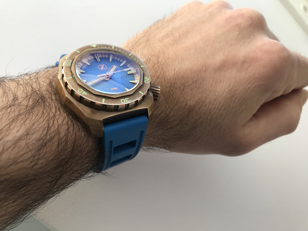 DB607D71-47FE-474F-A3CD-B0DB1CE4BF75